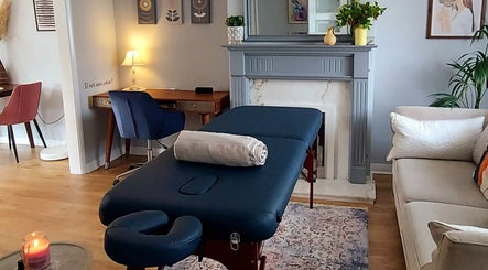 Massage Studio Idyllic image 3