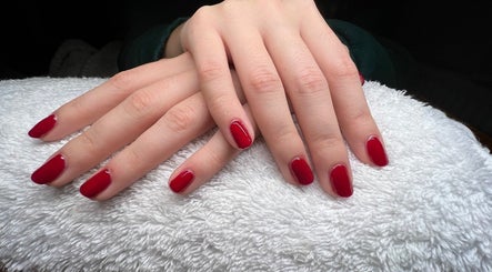 Lumiere Mobile Beauty Services image 2