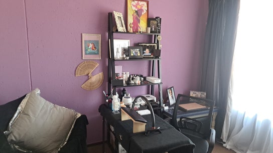 Luna Rose Nail Bar