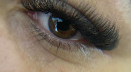 Jessie Diamond Lashes image 2