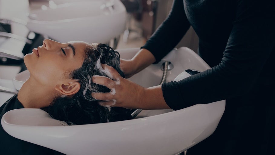 Sexpreso Salon World image 1