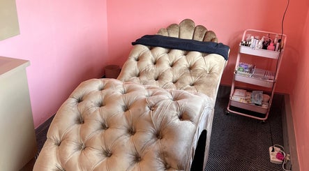 Peaches Beauty Bar Midrand
