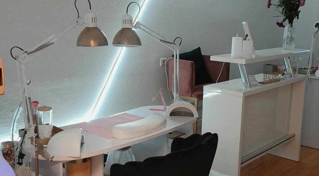 Zona de manicura en Beauty Studio. By Julissa Rodríguez en Saint-louis, Grand Est, FR.