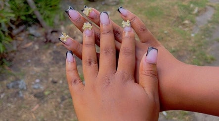 Gambar Bloom23nails 2