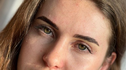 MC Beauty Brow – kuva 3