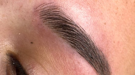 Carla Paz Lashes & Brows Studio, bilde 2