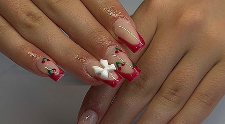 Starry Nails Studio image 3