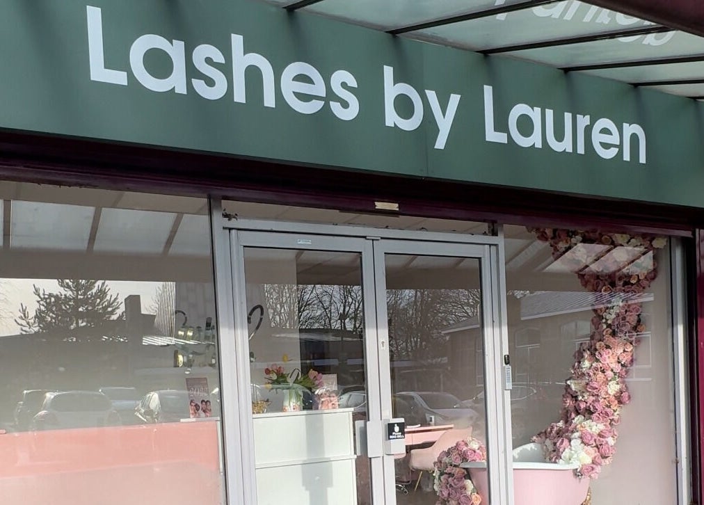 Elegant exterior of Lashes By Lauren in Birmingham, England, GB featuring floral decor.