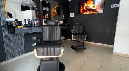Under Barbershop