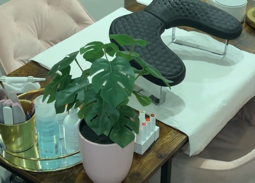 Chic beauty station at Freedom Beauty Co by Helen Isaacson, Houghton Le Spring, England, GB with plant decor.