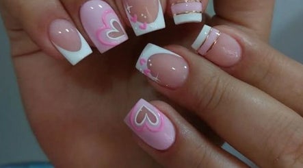Gabriela Sánchez  Nails + Lashes + More image 3