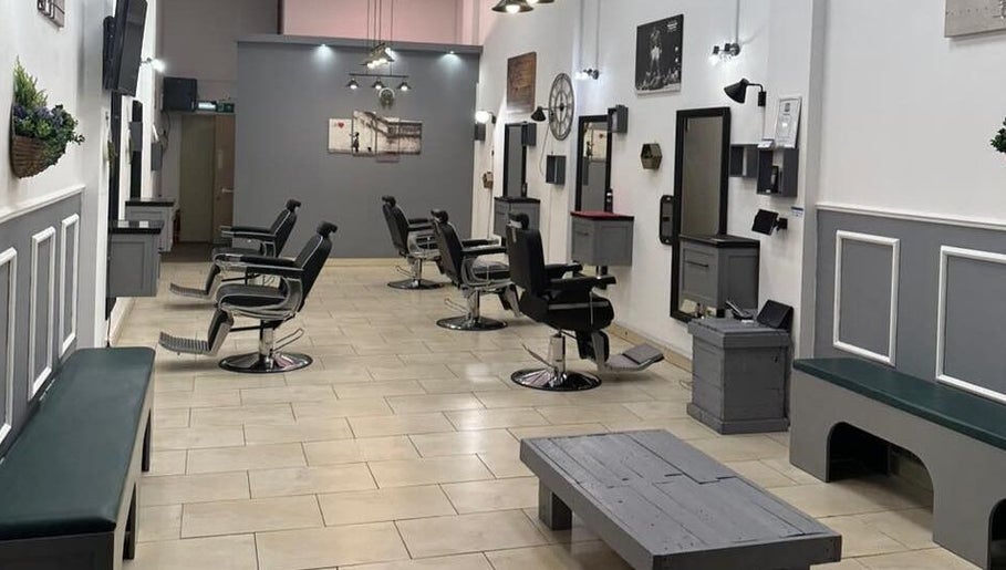Route 8 Barbers Reading Gate image 1