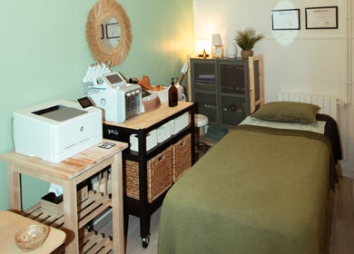 Salle de soins Bodycare.Zaineb à Marseille, Provence-alpes-côte D'azur, FR avec équipement moderne.