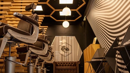 ADAM Grooming Atelier - Monument
