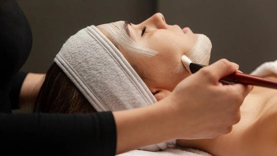 Lux Beauty House
