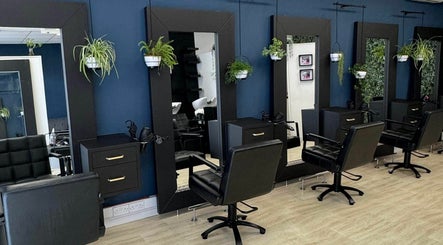 Hair Salon Near Me UK