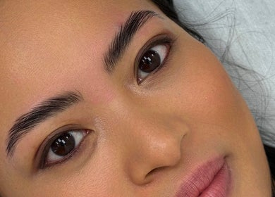 Close-up of professionally shaped eyebrows at Be You Beauty Hub, Vienna, Virginia, US.