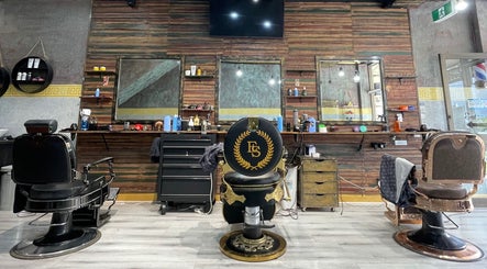 Barberside image 2