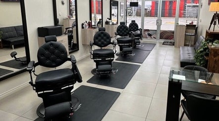 Hair House — Barbería y Salón de belleza, bilde 2