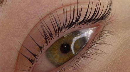 Close-up of elegantly curled lashes at OF.LAMIMANI, Chicago, Illinois, US.