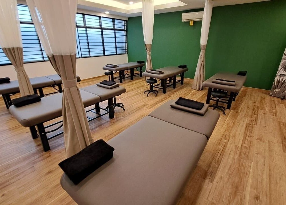 Spacious treatment room at The Flexologist, Kuala Lumpur, Wilayah Persekutuan Kuala Lumpur, MY.