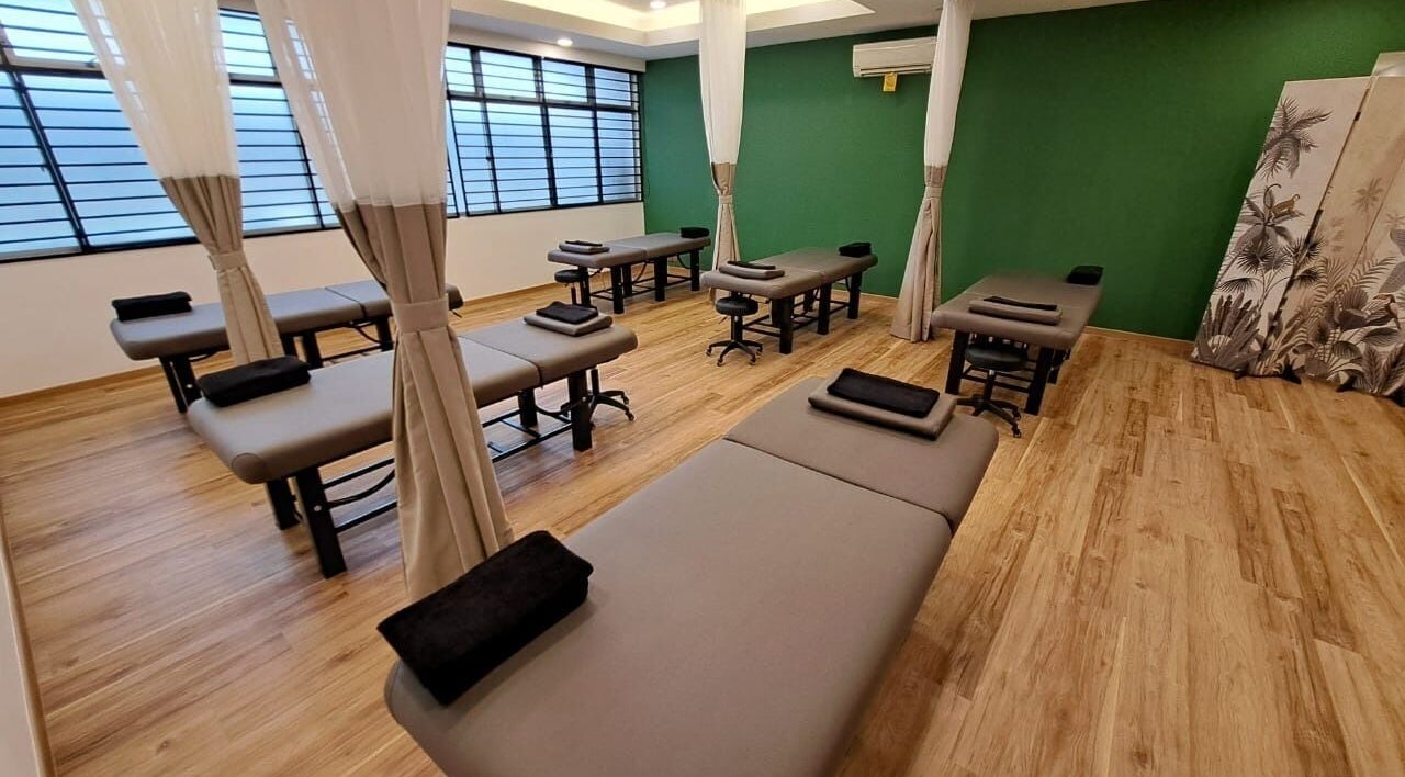 Spacious treatment room at The Flexologist, Kuala Lumpur, Wilayah Persekutuan Kuala Lumpur, MY.