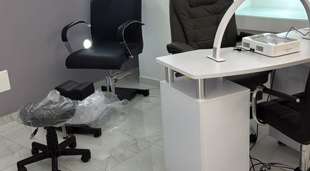 Elegante postazione beauty presso Sister beauty jv, Candia Lomellina, Lombardia, IT.
