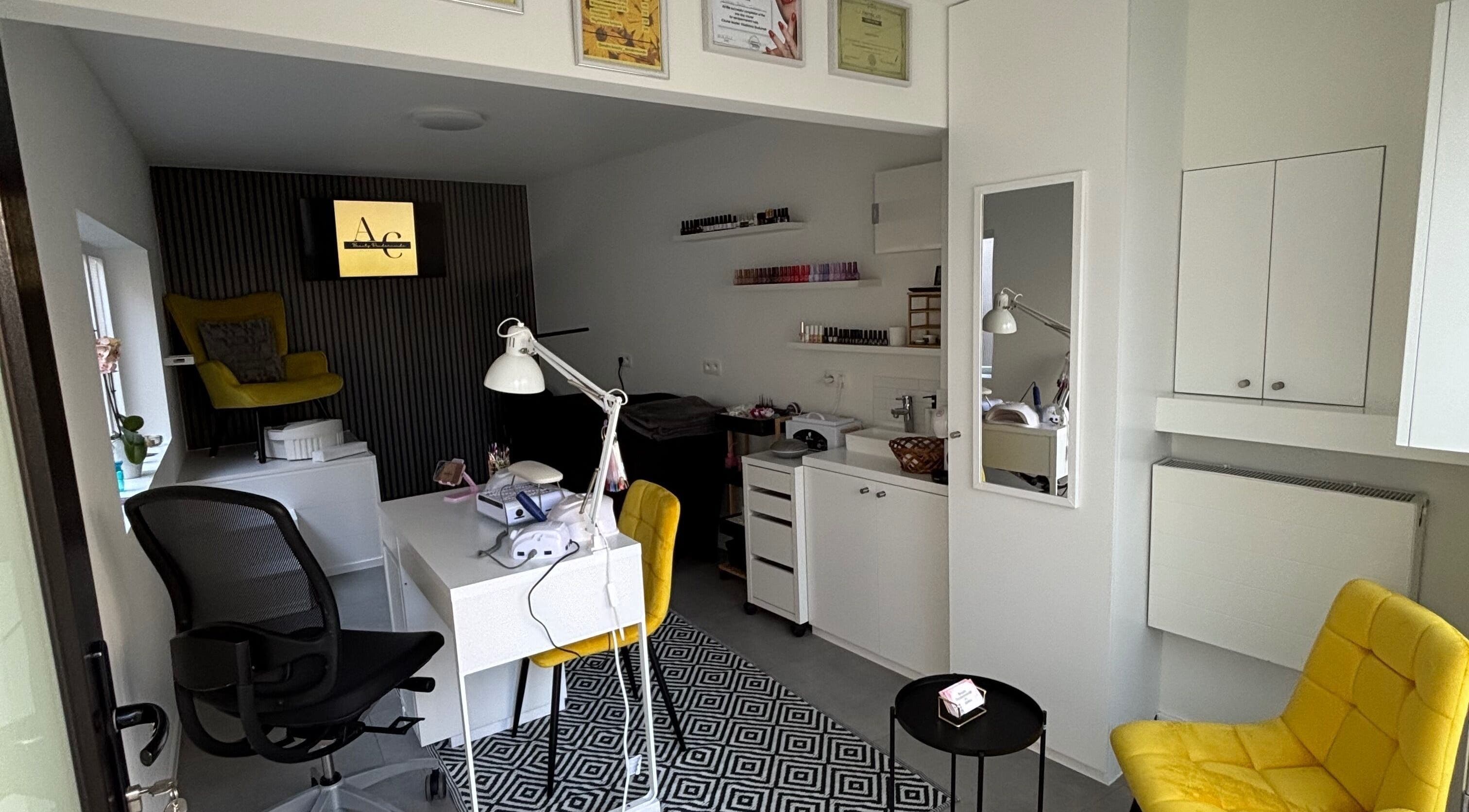 Moderne en gezellige saloninterieur bij Beauty Dendermonde by Andra in Dendermonde, Vlaams Gewest, BE.