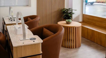 Serene Retreat & Social Spa изображение 2