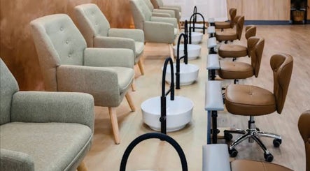 Serene Retreat & Social Spa изображение 3