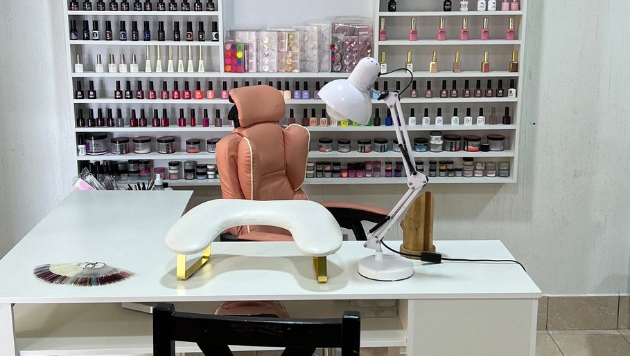 Andrea Studio, pedicure & Nail Art, bilde 1