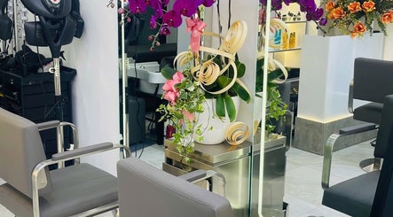 The Beauty Salon By Andy image 2