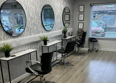 Modern salon interior with mirrors at Contour UK, Fazeley, England, GB.