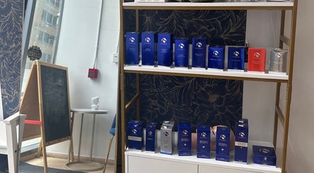 D's Beauty Studio image 3