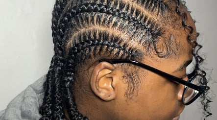 G2 Bhairstudio image 3