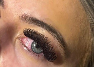 Close-up of voluminous eyelash extensions by By.Scarletleighx in Birmingham, England, GB.