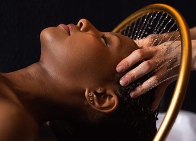 Relaxing scalp treatment at the Zen Den Headspa, Roseau, Saint George Parish, DM, enhancing wellness.