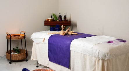 Esmeralda Spa- Home Service