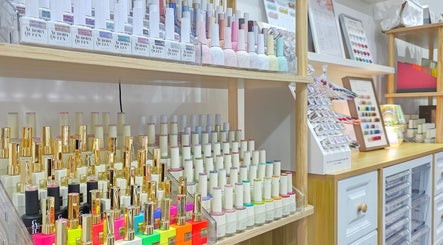 K Nail & Beauty slika 3