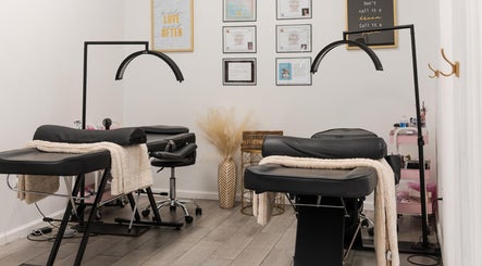 Eye Candy Lash and Brow Bar