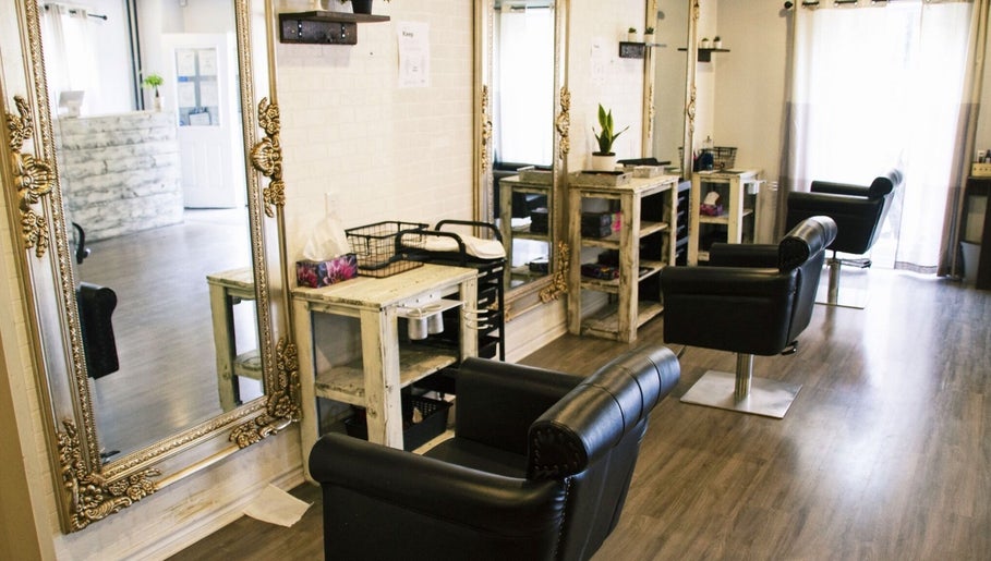 Kaniya Hair Studio, bilde 1