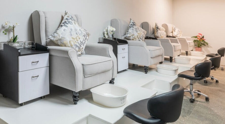 Luxurious pedicure station at Swoon Beauty & Aesthetics, Ballito, Kwazulu-natal, ZA with plush seating.