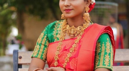 Nithi vimal beauty Academy image 3