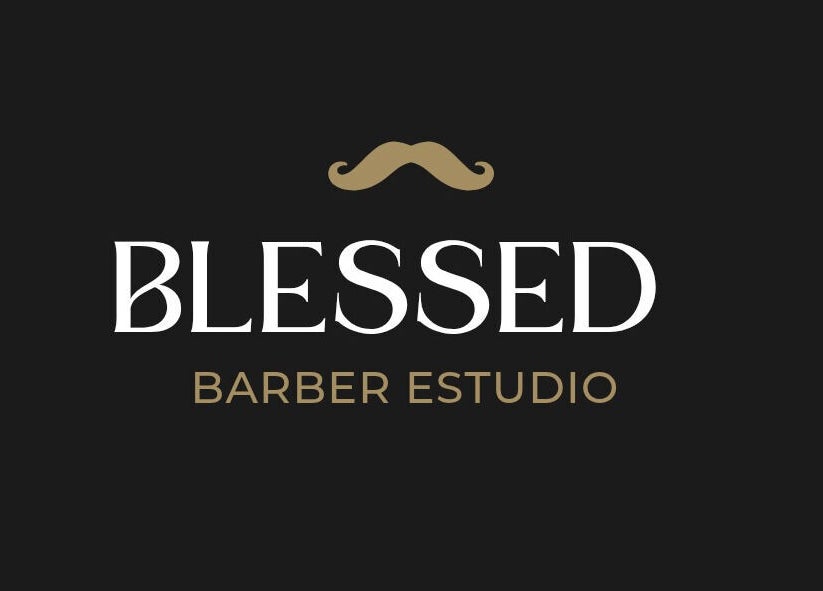 Logo de Barber Estudio Blessed en Zaragoza, Chimaltenango, GT con bigote dorado.