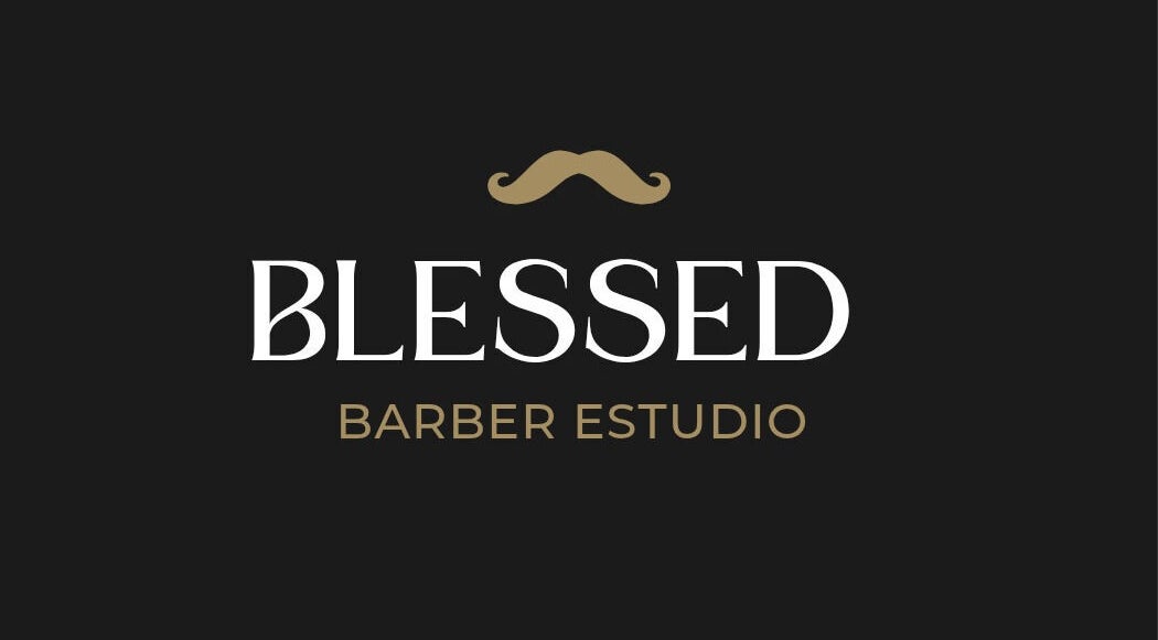 Logo de Barber Estudio Blessed en Zaragoza, Chimaltenango, GT con bigote dorado.