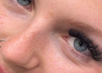 Close-up of eyelash extensions at AMP Beauty, Clay Cross, England, GB, highlighting stunning lash detail.