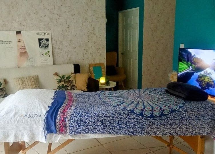 Salle de massage paisible à Le Petit Cocon de Sandrine, Nouméa, Province Sud, NC.