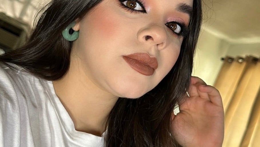 Ximena Valentinna Beauty image 1