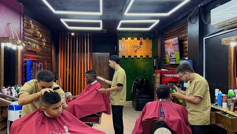 Image de Barbería Mens Cuts and Shaves(sede Valle del Lili) 1