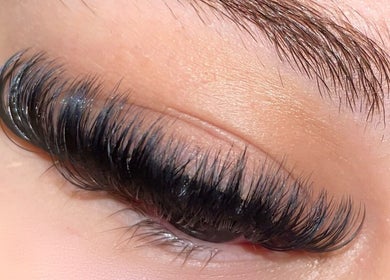 Close-up of voluminous eyelash extensions at AP Lash Lounge, Manchester, England, GB.
